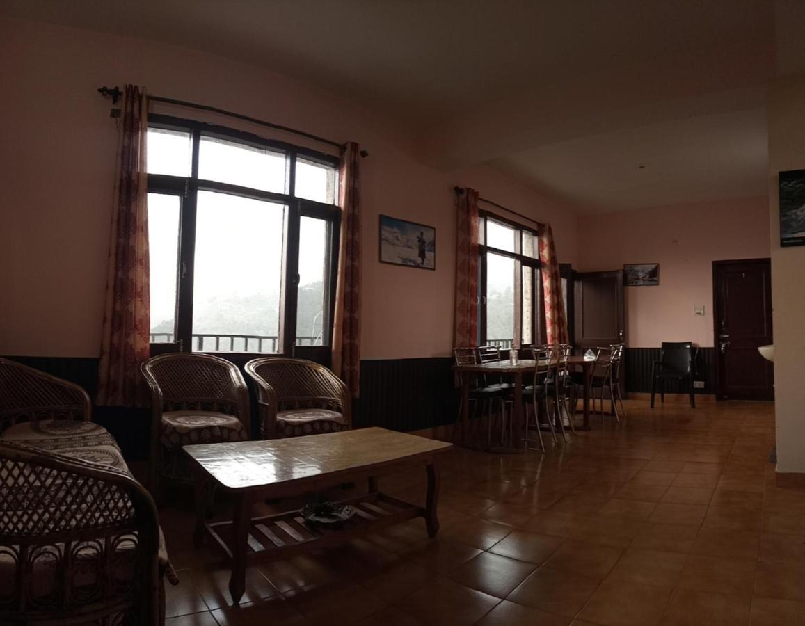 Thakur Homes- Couple And Family Friendly Homestay ชิมลา ภายนอก รูปภาพ