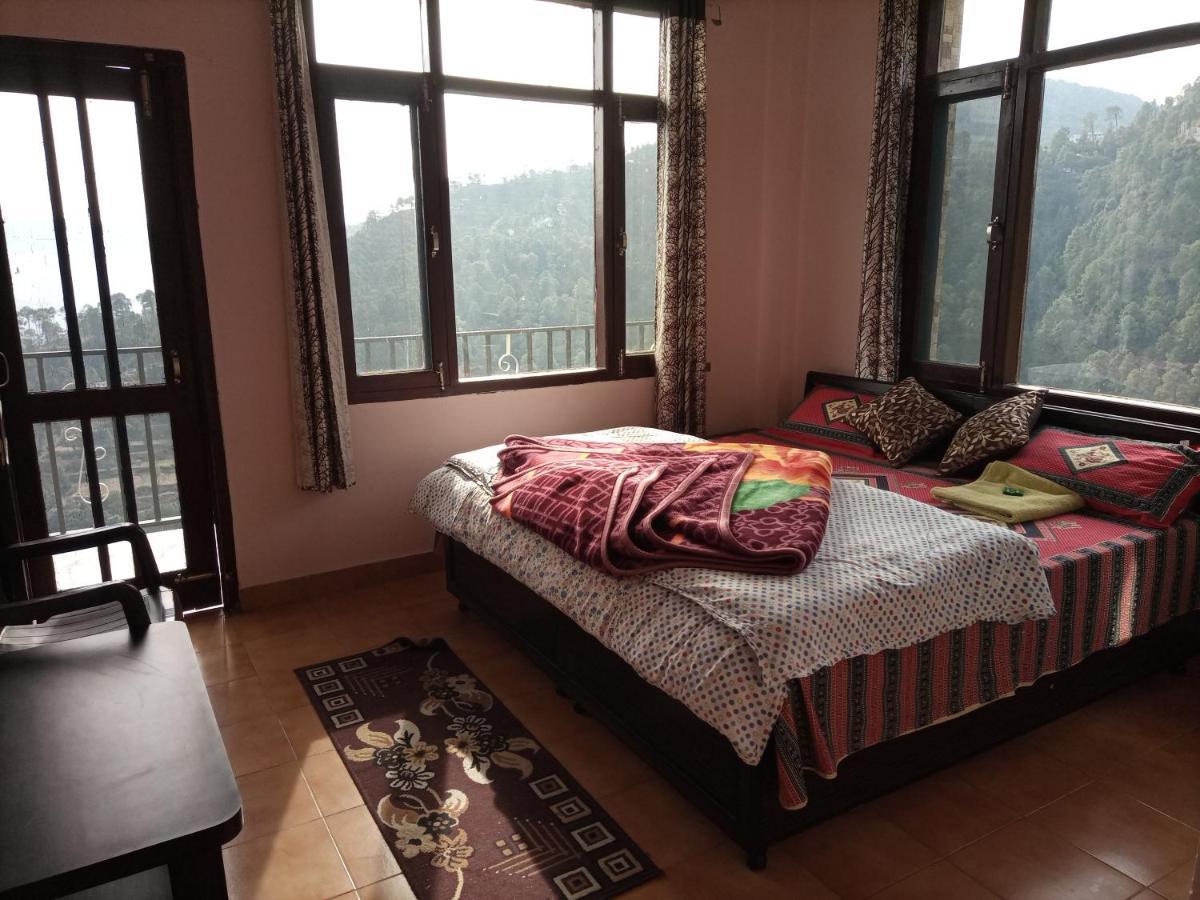 Thakur Homes- Couple And Family Friendly Homestay ชิมลา ภายนอก รูปภาพ