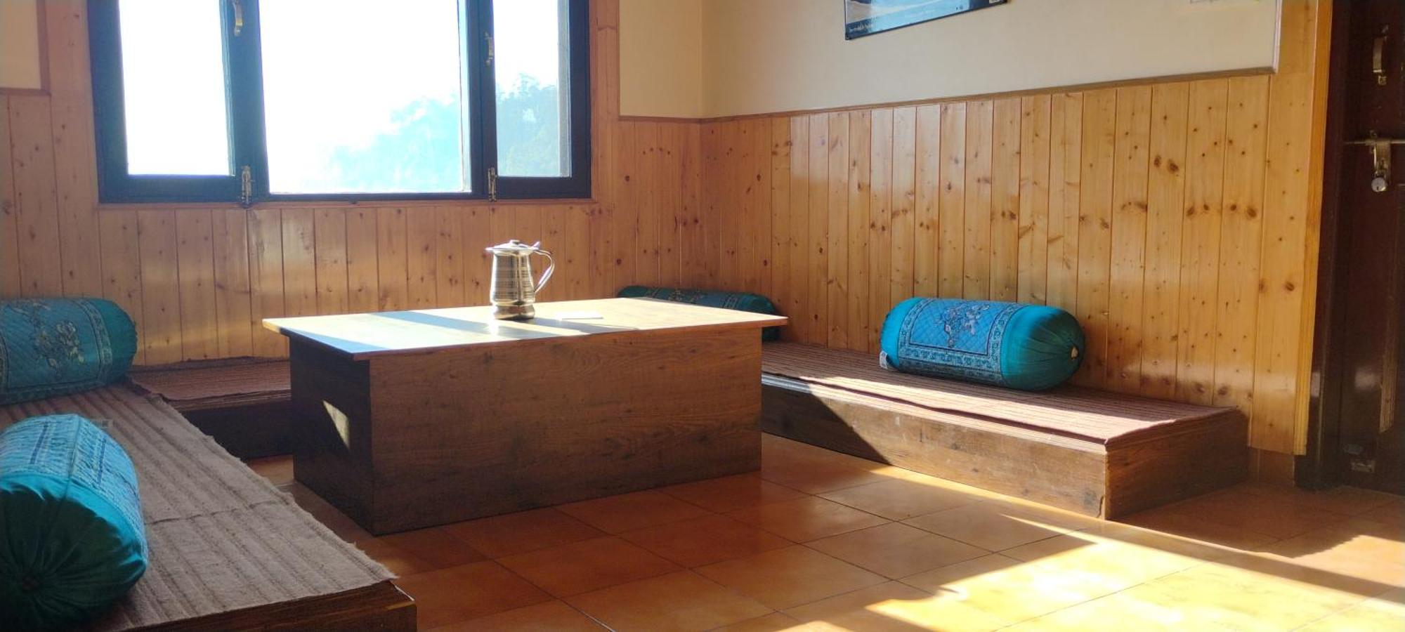 Thakur Homes- Couple And Family Friendly Homestay ชิมลา ภายนอก รูปภาพ